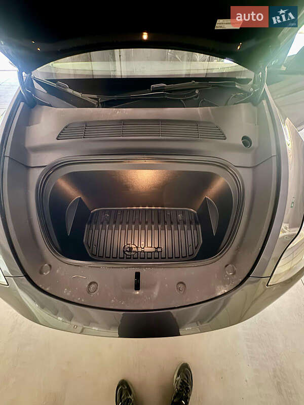Позашляховик / Кросовер Tesla Model Y 2023 в Бережанах фото 11 Позашляховик / Кросовер Tesla Model Y 2023 в Бережанах