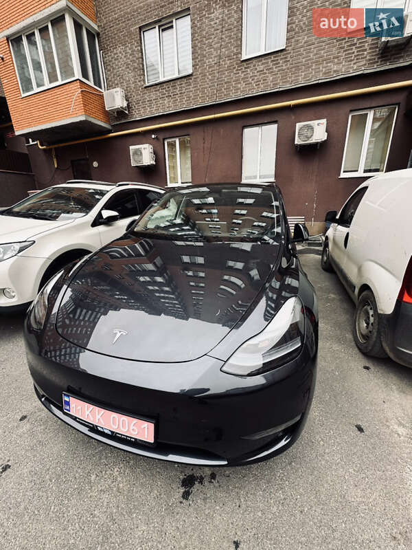 Tesla Model Y 2024 Tesla Model Y 2024