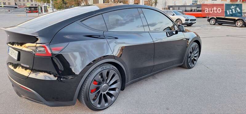 Позашляховик / Кросовер Tesla Model Y 2023 в Харкові фото 10 Позашляховик / Кросовер Tesla Model Y 2023 в Харкові