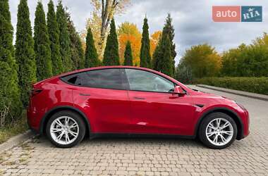Внедорожник / Кроссовер Tesla Model Y 2021 в 