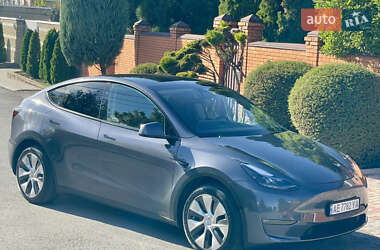 Позашляховик / Кросовер Tesla Model Y 2023 в Дніпрі