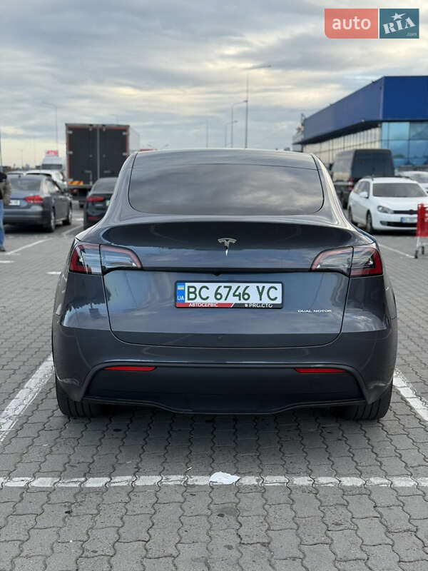 Позашляховик / Кросовер Tesla Model Y 2023 в Львові