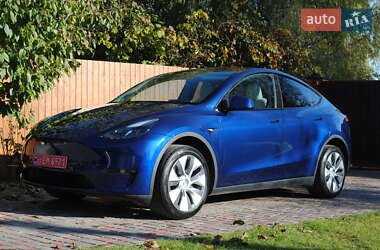 Внедорожник / Кроссовер Tesla Model Y 2024 в 