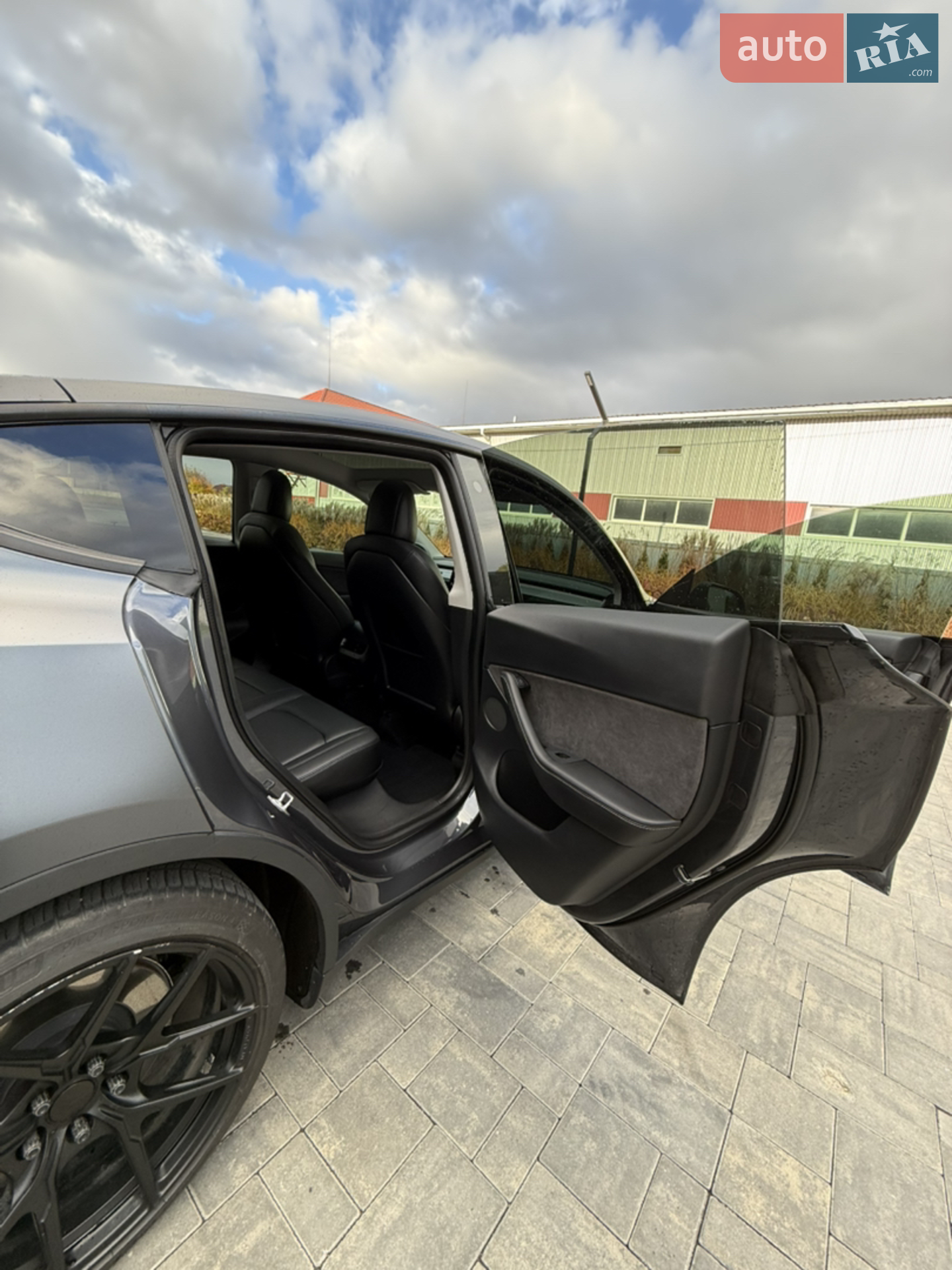 2021 Tesla Model Y - мініатюра 9
