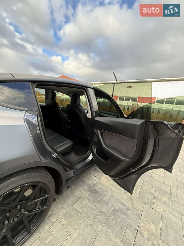 Внедорожник / Кроссовер Tesla Model Y 2021 в Луцке фото 9 Внедорожник / Кроссовер Tesla Model Y 2021 в Луцке