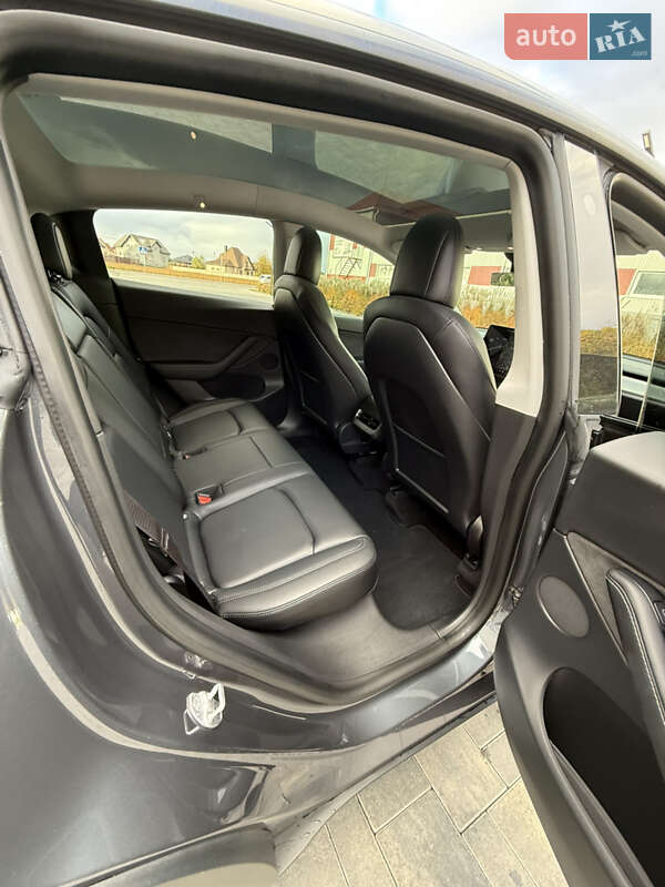 Внедорожник / Кроссовер Tesla Model Y 2021 в Луцке фото 14 Внедорожник / Кроссовер Tesla Model Y 2021 в Луцке