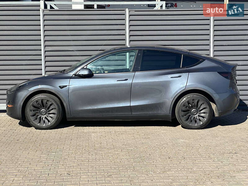 Позашляховик / Кросовер Tesla Model Y 2023 в Києві