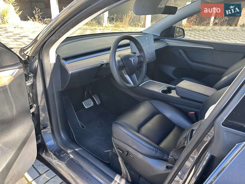 Позашляховик / Кросовер Tesla Model Y 2023 в Буську фото 13 Позашляховик / Кросовер Tesla Model Y 2023 в Буську