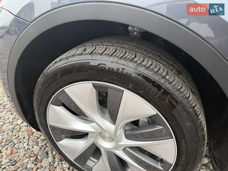 Позашляховик / Кросовер Tesla Model Y 2023 в Переяславі фото 17 Позашляховик / Кросовер Tesla Model Y 2023 в Переяславі