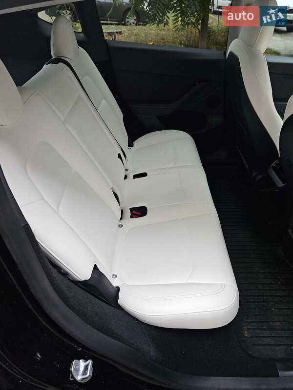 Позашляховик / Кросовер Tesla Model Y 2022 в Дніпрі фото 2 Позашляховик / Кросовер Tesla Model Y 2022 в Дніпрі