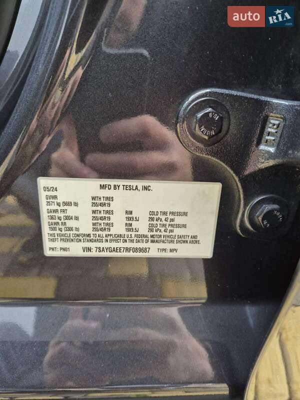 Позашляховик / Кросовер Tesla Model Y 2024 в Харкові фото 15 Позашляховик / Кросовер Tesla Model Y 2024 в Харкові