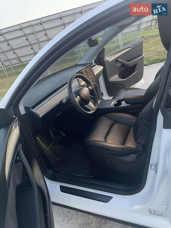 Позашляховик / Кросовер Tesla Model Y 2023 в Богородчанах фото 9 Позашляховик / Кросовер Tesla Model Y 2023 в Богородчанах