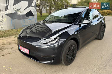 Позашляховик / Кросовер Tesla Model Y 2024 в Києві