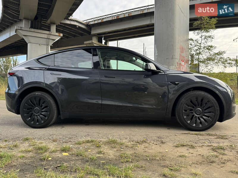 Внедорожник / Кроссовер Tesla Model Y 2024 в Киеве фото 4 Внедорожник / Кроссовер Tesla Model Y 2024 в Киеве