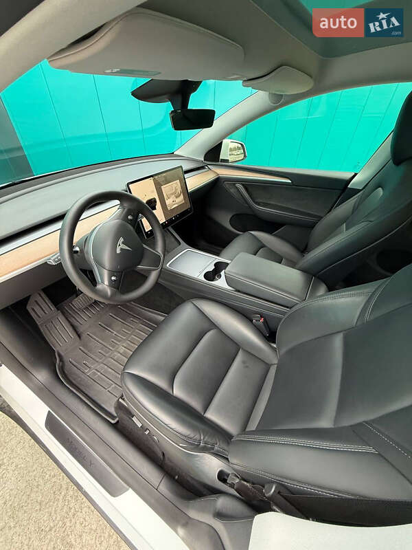 Позашляховик / Кросовер Tesla Model Y 2023 в Білій Церкві фото 19 Позашляховик / Кросовер Tesla Model Y 2023 в Білій Церкві