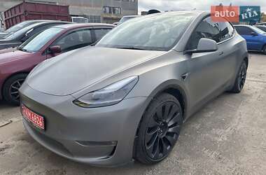 Позашляховик / Кросовер Tesla Model Y 2024 в Києві