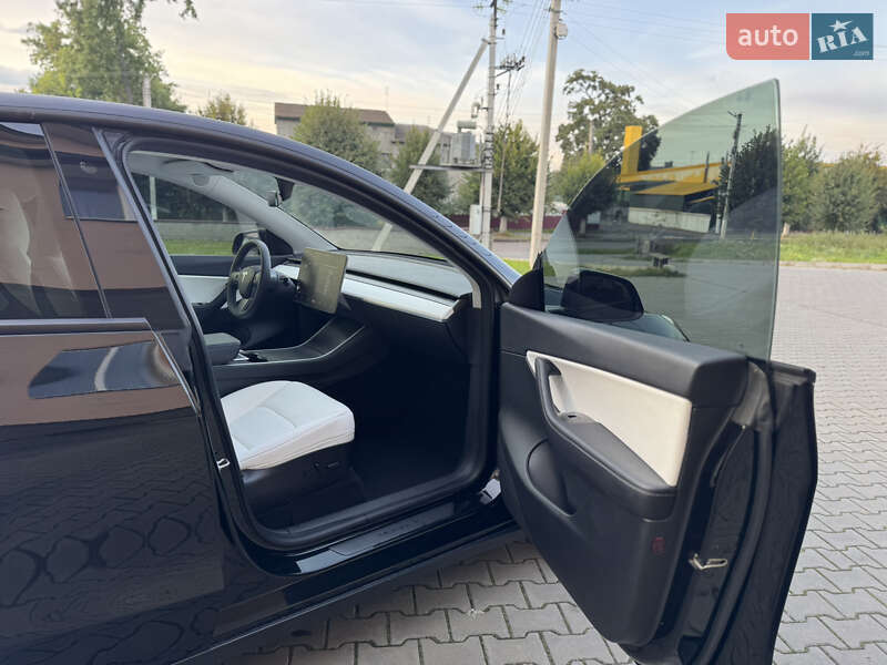 Позашляховик / Кросовер Tesla Model Y 2020 в Луцьку фото 25 Позашляховик / Кросовер Tesla Model Y 2020 в Луцьку