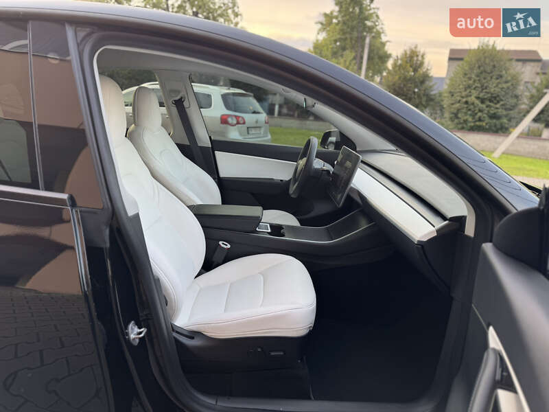 Позашляховик / Кросовер Tesla Model Y 2020 в Луцьку фото 26 Позашляховик / Кросовер Tesla Model Y 2020 в Луцьку