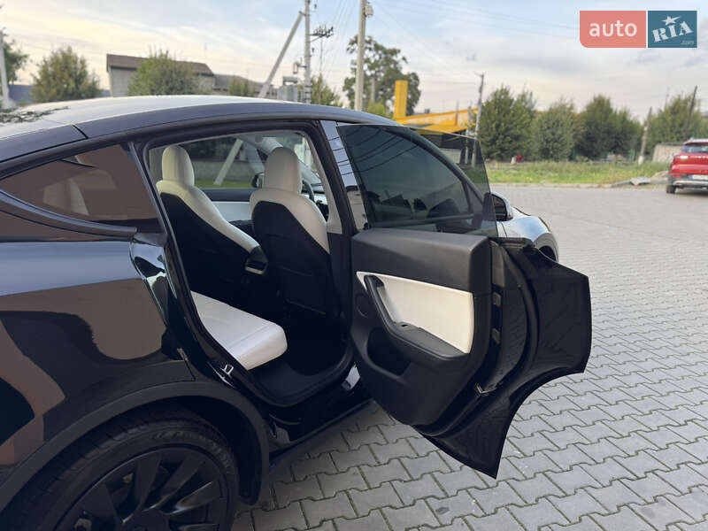 Позашляховик / Кросовер Tesla Model Y 2020 в Луцьку фото 29 Позашляховик / Кросовер Tesla Model Y 2020 в Луцьку