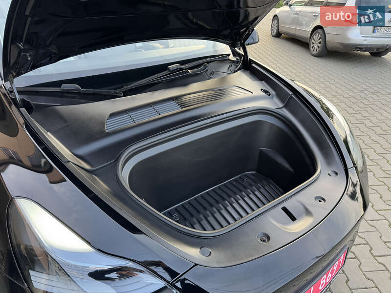 Позашляховик / Кросовер Tesla Model Y 2020 в Луцьку фото 36 Позашляховик / Кросовер Tesla Model Y 2020 в Луцьку
