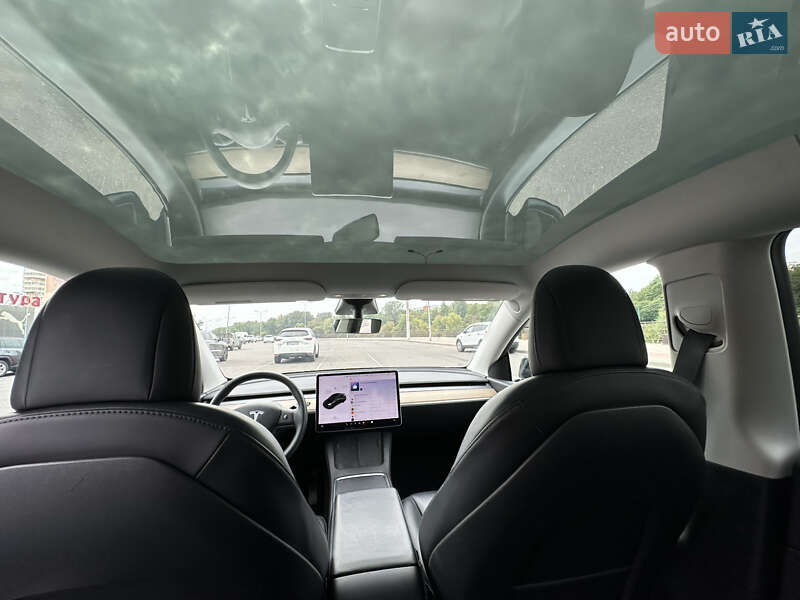 Позашляховик / Кросовер Tesla Model Y 2021 в Києві фото 5 Позашляховик / Кросовер Tesla Model Y 2021 в Києві