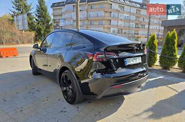 Внедорожник / Кроссовер Tesla Model Y 2022 в Львове