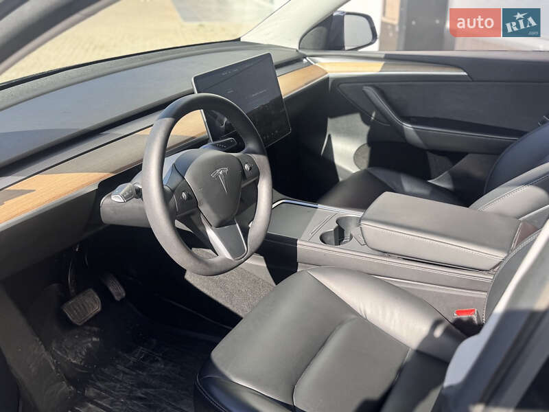 Позашляховик / Кросовер Tesla Model Y 2022 в Києві