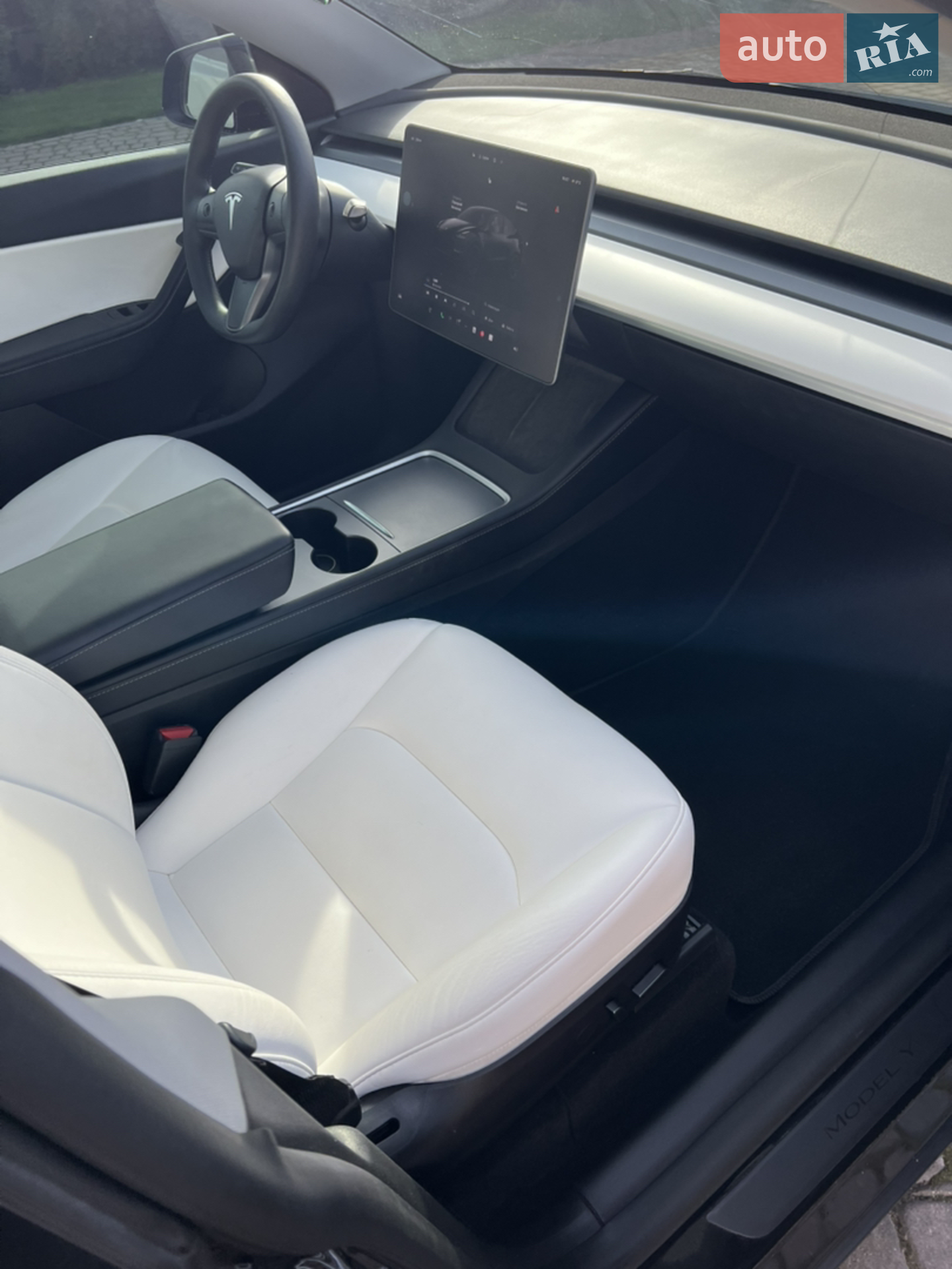 2022 Tesla Model Y - мініатюра 26