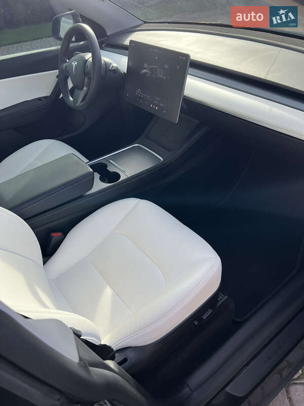 Внедорожник / Кроссовер Tesla Model Y 2022 в Львове