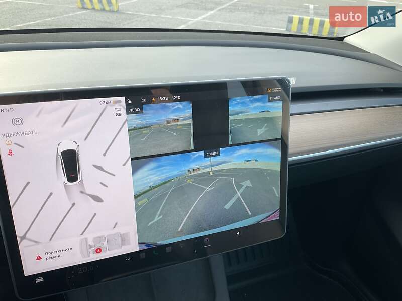 Позашляховик / Кросовер Tesla Model Y 2024 в Львові фото 17 Позашляховик / Кросовер Tesla Model Y 2024 в Львові