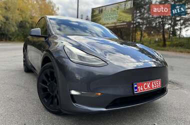 Внедорожник / Кроссовер Tesla Model Y 2021 в 