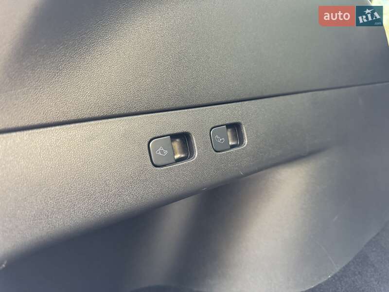 Позашляховик / Кросовер Tesla Model Y 2021 в Трускавці фото 40 Позашляховик / Кросовер Tesla Model Y 2021 в Трускавці