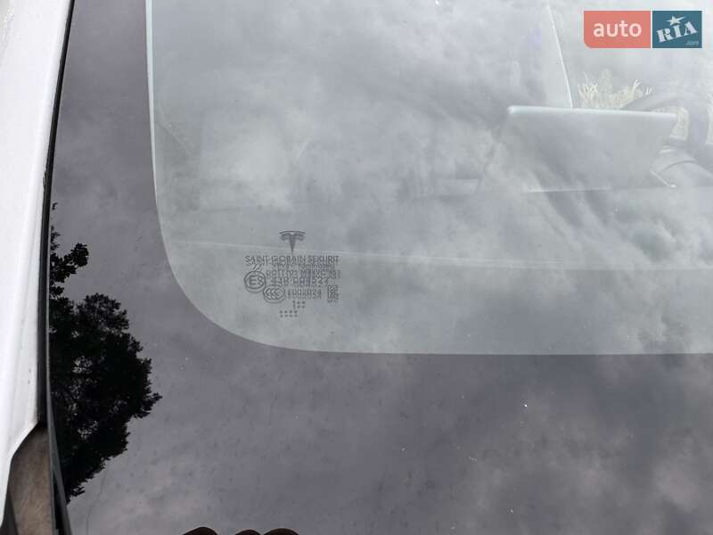 Позашляховик / Кросовер Tesla Model Y 2021 в Львові фото 15 Позашляховик / Кросовер Tesla Model Y 2021 в Львові