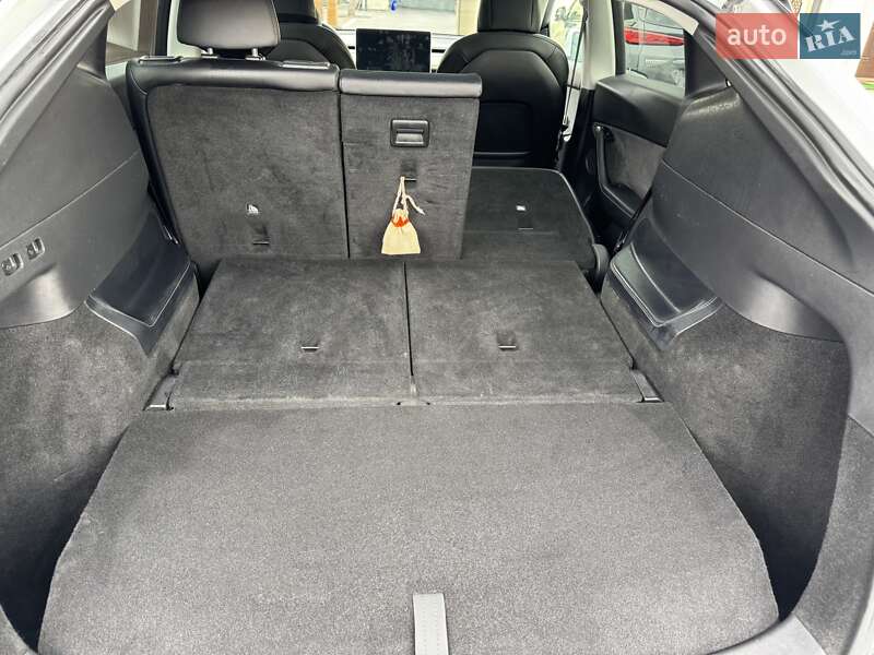 Позашляховик / Кросовер Tesla Model Y 2021 в Львові фото 25 Позашляховик / Кросовер Tesla Model Y 2021 в Львові