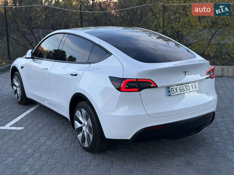 Позашляховик / Кросовер Tesla Model Y 2021 в Хмельницькому фото 4 Позашляховик / Кросовер Tesla Model Y 2021 в Хмельницькому