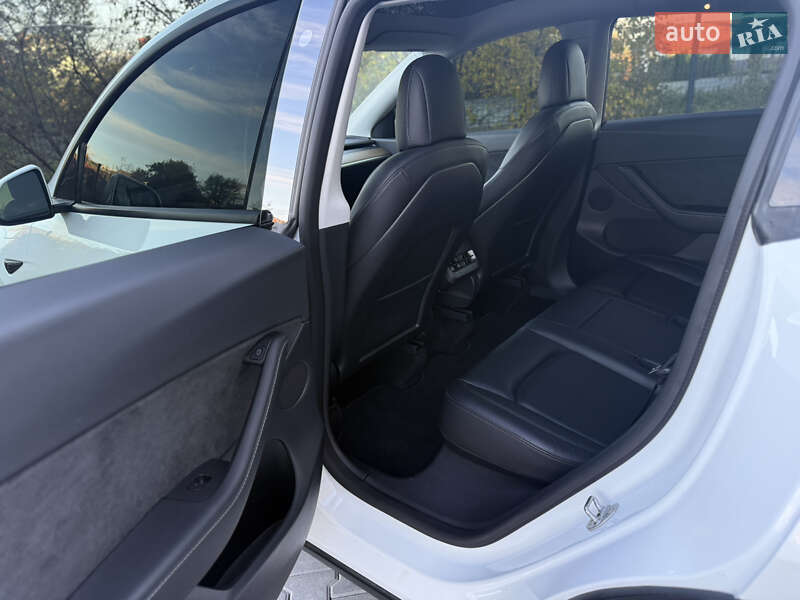Позашляховик / Кросовер Tesla Model Y 2021 в Хмельницькому фото 52 Позашляховик / Кросовер Tesla Model Y 2021 в Хмельницькому