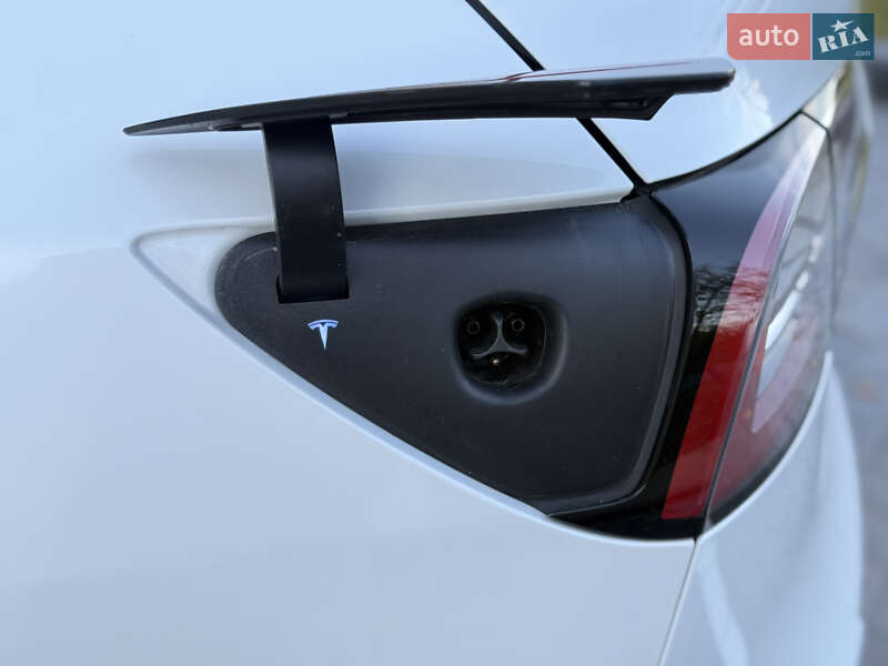 Позашляховик / Кросовер Tesla Model Y 2021 в Хмельницькому фото 83 Позашляховик / Кросовер Tesla Model Y 2021 в Хмельницькому
