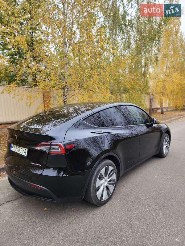 Позашляховик / Кросовер Tesla Model Y 2022 в Києві