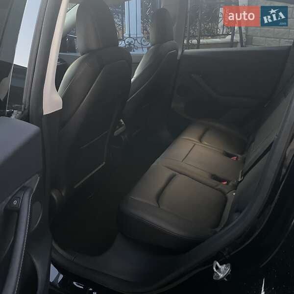 Внедорожник / Кроссовер Tesla Model Y 2022 в Киеве фото 29 Внедорожник / Кроссовер Tesla Model Y 2022 в Киеве