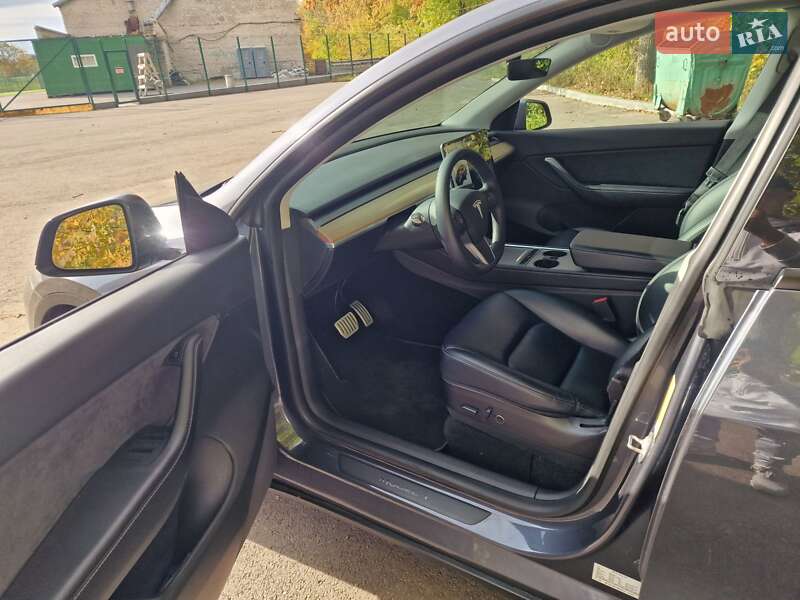 Внедорожник / Кроссовер Tesla Model Y 2021 в Каменском