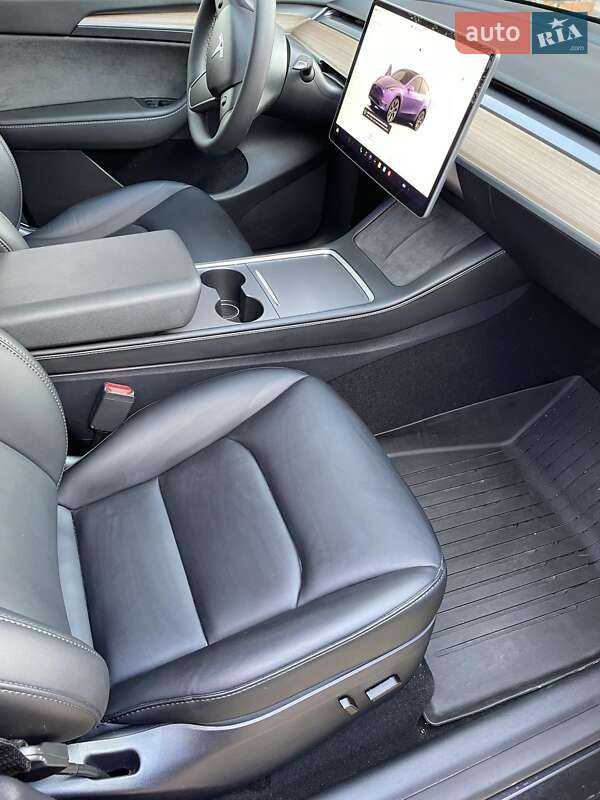 Внедорожник / Кроссовер Tesla Model Y 2024 в Тернополе фото 16 Внедорожник / Кроссовер Tesla Model Y 2024 в Тернополе