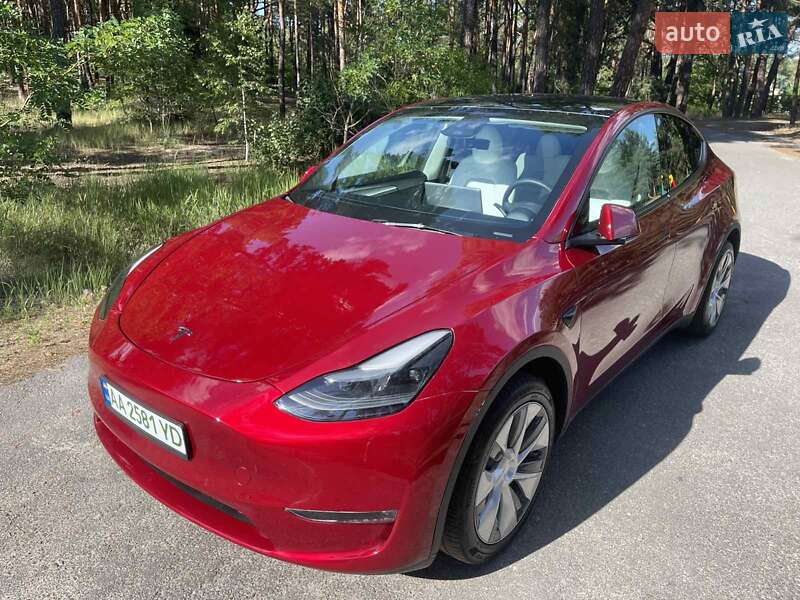 Tesla Model Y 2024 Tesla Model Y 2024