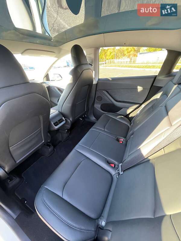 Внедорожник / Кроссовер Tesla Model Y 2022 в Киеве фото 14 Внедорожник / Кроссовер Tesla Model Y 2022 в Киеве