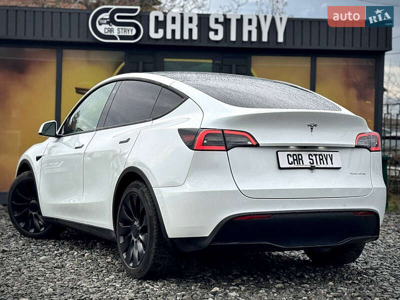 Позашляховик / Кросовер Tesla Model Y 2022 в Стрию