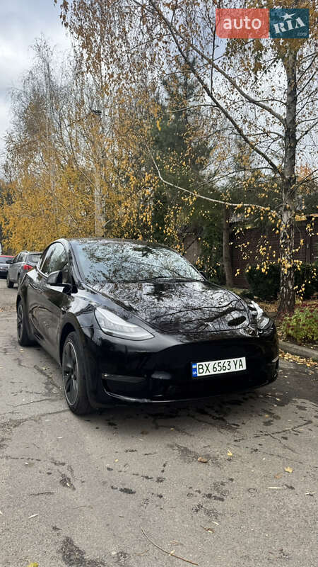 Tesla Model Y 2022 Tesla Model Y 2022