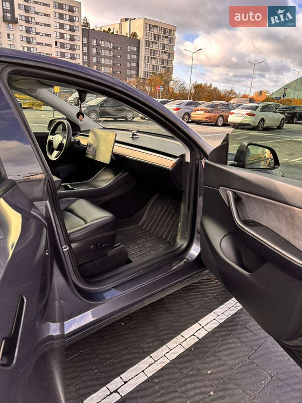 Внедорожник / Кроссовер Tesla Model Y 2021 в Львове фото 12 Внедорожник / Кроссовер Tesla Model Y 2021 в Львове