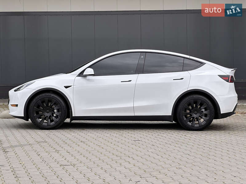 Внедорожник / Кроссовер Tesla Model Y 2023 в Киеве фото 17 Внедорожник / Кроссовер Tesla Model Y 2023 в Киеве