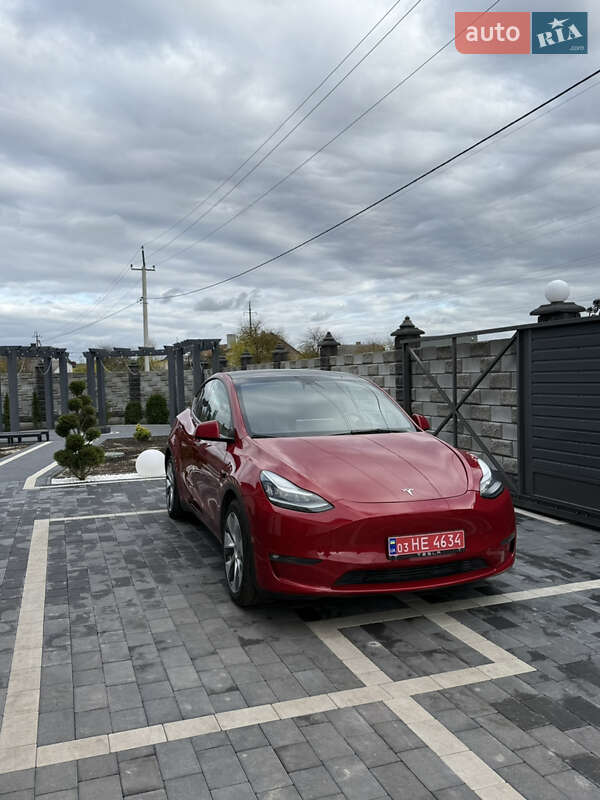 Позашляховик / Кросовер Tesla Model Y 2022 в Дубні фото 4 Позашляховик / Кросовер Tesla Model Y 2022 в Дубні