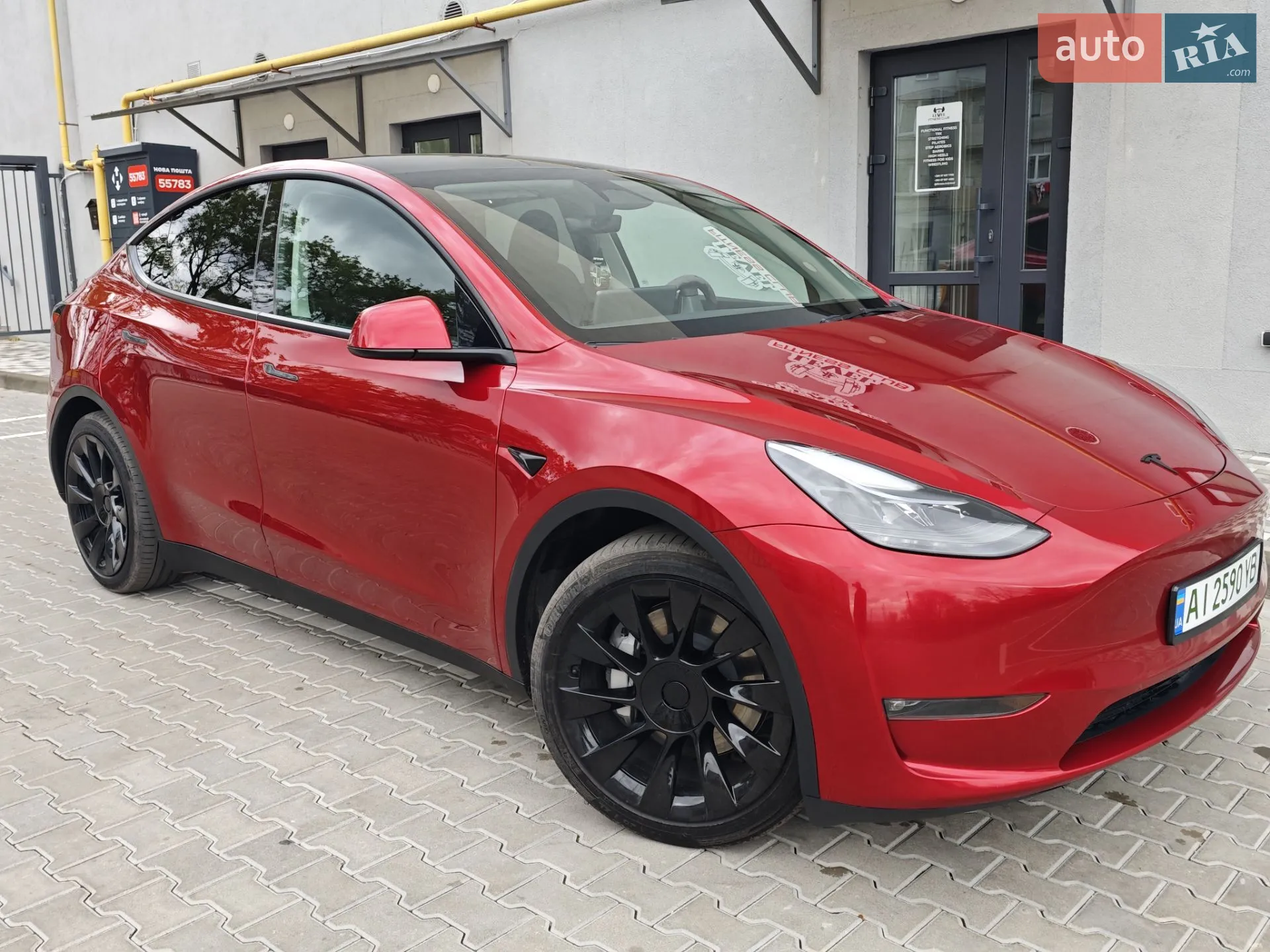 2024 Tesla Model Y - мініатюра 21