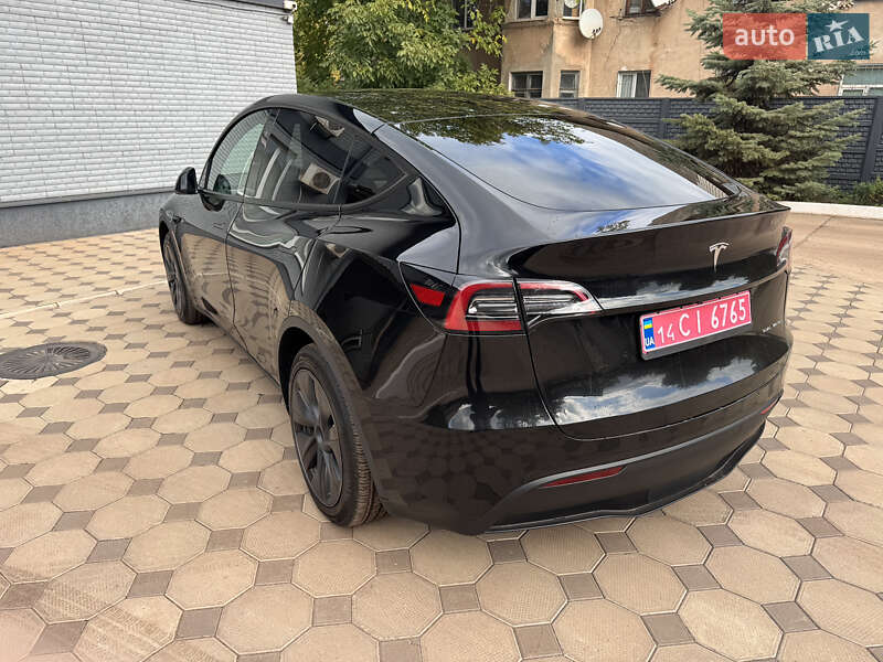 Позашляховик / Кросовер Tesla Model Y 2024 в Кривому Розі
